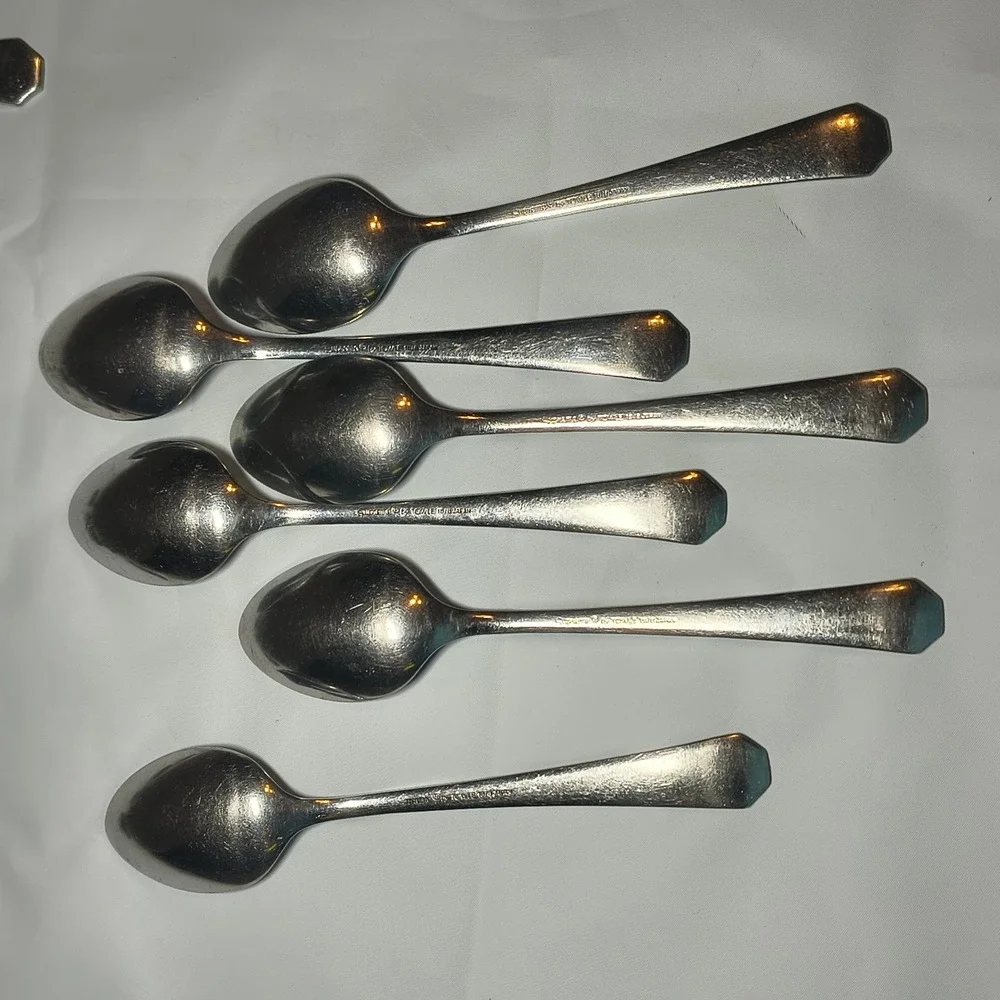 Supreme by Towle Sophisticate 18/8 Stainless Flatware Set 24pc Japan MCM Vintage